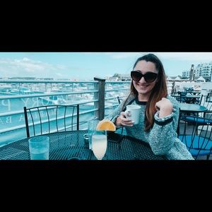 Meet your Posher, Sara